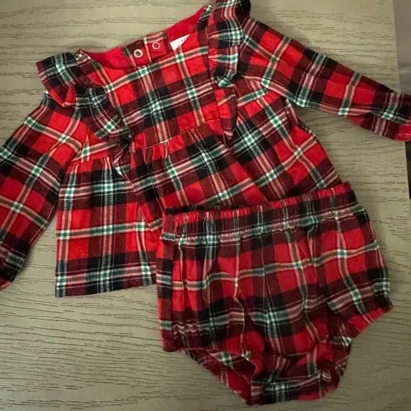 0-3 month Baby Girl Christmas Bundle - Picture 13 of 14